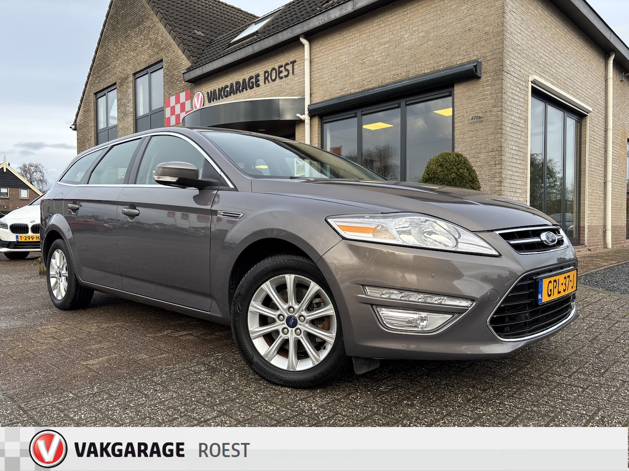 Ford Mondeo Wagon - 1.6 Turbo 160pk Titanium Navigatie / Leder / Parkeersensors - AutoWereld.nl