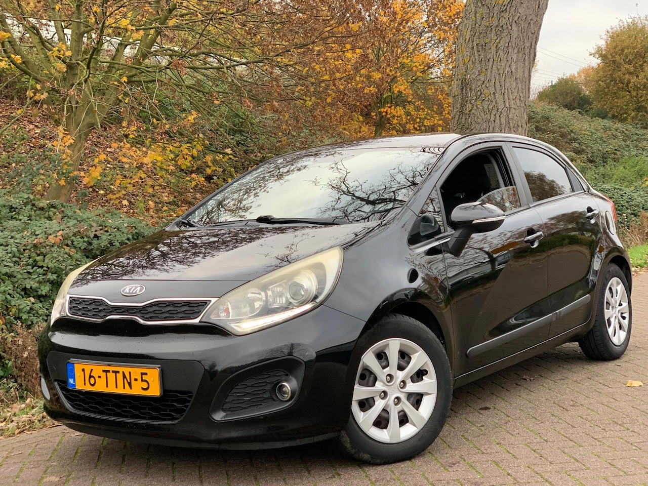 Kia Rio - 1.2 CVVT Plus Pack 5 DEURS 1e eig. TOPSTAAT 74D.KM! - AutoWereld.nl