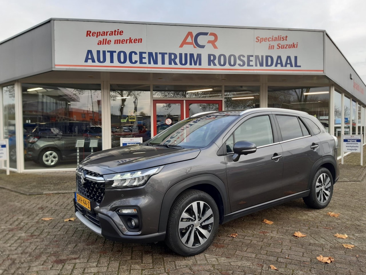 Suzuki S-Cross - 1.5 Hybrid Style 360camera 2 Sleutels + Boekjes LMV NAVI Cruise LAGE KMSTAND 14.361 - AutoWereld.nl