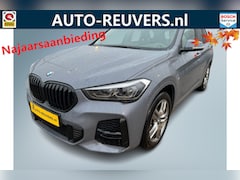 BMW X1 - xDrive25e High Executive Panorama / Opendak / HUD / Pilot assist / HarmanKardon