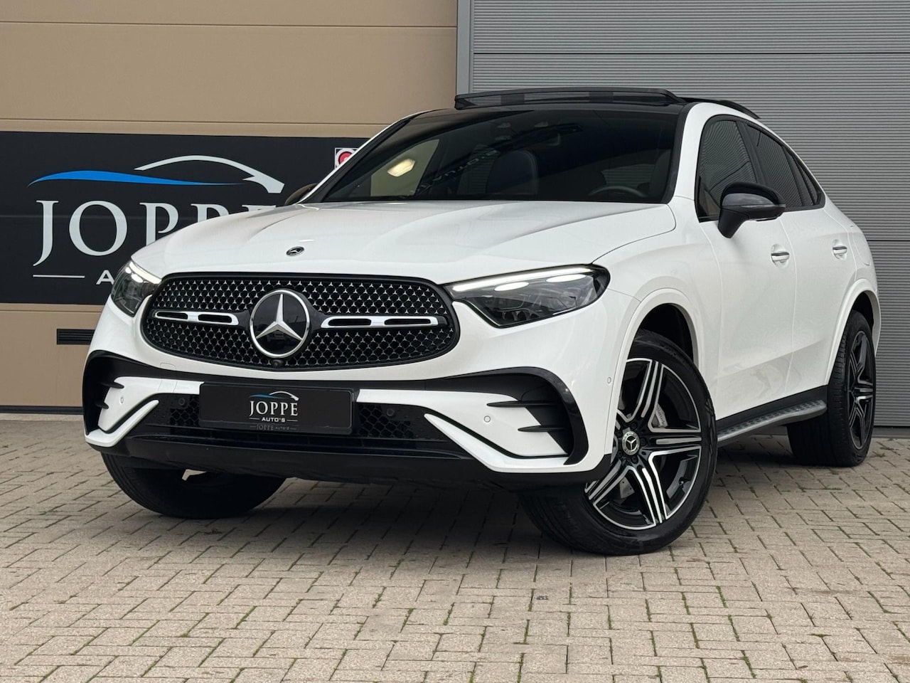 Mercedes-Benz GLC-klasse Coupé - 300e 4MATIC |AMG Line|Pano|DigiLight|Burm|Night|Elek.Trek - AutoWereld.nl