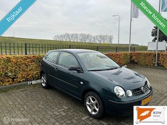 Volkswagen Polo - 1.4-16V Highline UNIEKUNIEK NAP/AIRCO