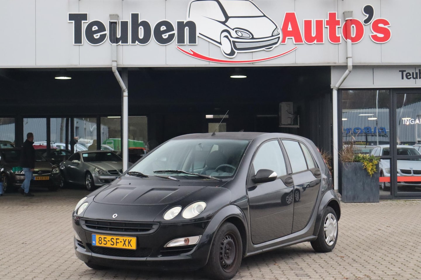 Smart Forfour - 1.0 pure !!Zie foto's!! Radio, APK tot 30-05-2025 - AutoWereld.nl