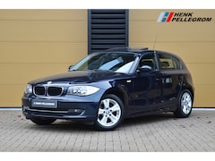 BMW 1-serie - 120i Business Line * Dealer onderhouden * Trekhaak * Glasdak * Sportstuur