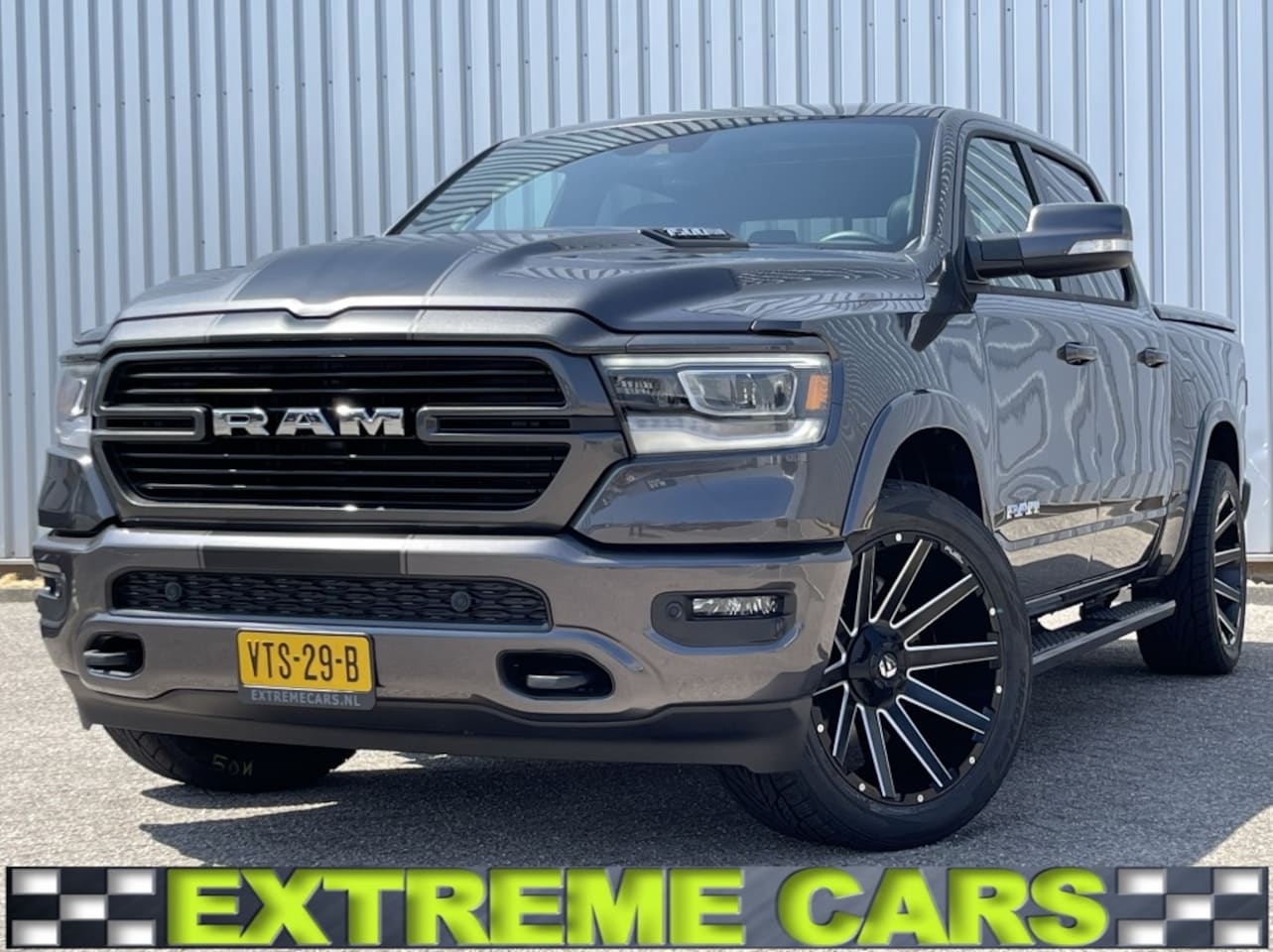 Dodge Ram Pick Up - 1500 4x4 Crew Cab Laramie Sport Rijklaar - AutoWereld.nl