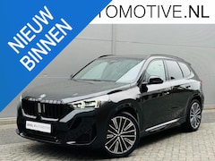 BMW X1 - sDrive18i M-Sport, Pano dak, 360 Camera, TH, 20" LM velgen, enz