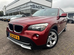 BMW X1 - sDrive 18i High Exec. AUT Panorama Nav PDC Stoelverwarming