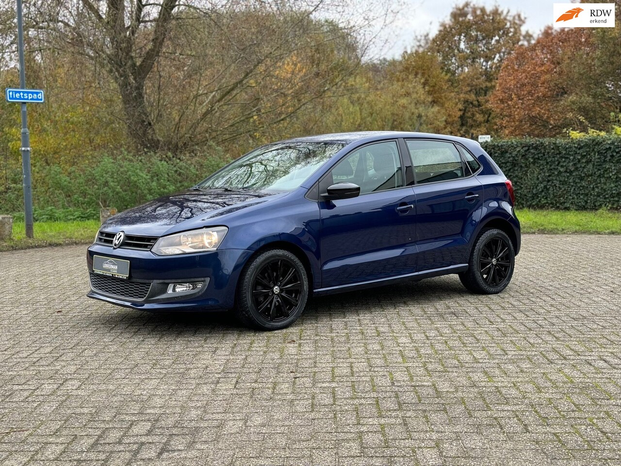 Volkswagen Polo - 1.4-16V Highline AUTOMAAT I CARPLAY I NWE APK I WEINIG KM - AutoWereld.nl