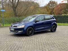 Volkswagen Polo - 1.4-16V Highline AUTOMAAT I CARPLAY I NWE APK I WEINIG KM