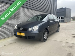 Volkswagen Polo - 1.4-16V Comfortline APK|NAP|Airco|Onderhboek