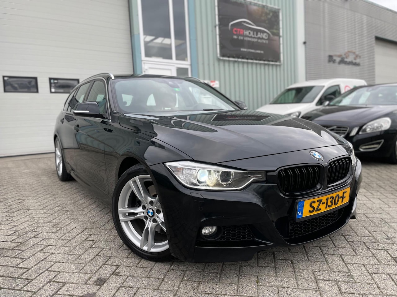 BMW 3-serie Touring - 330d Executive (bj 2013) M-PAKKET|ALCANTARA|CAM|NAV - AutoWereld.nl