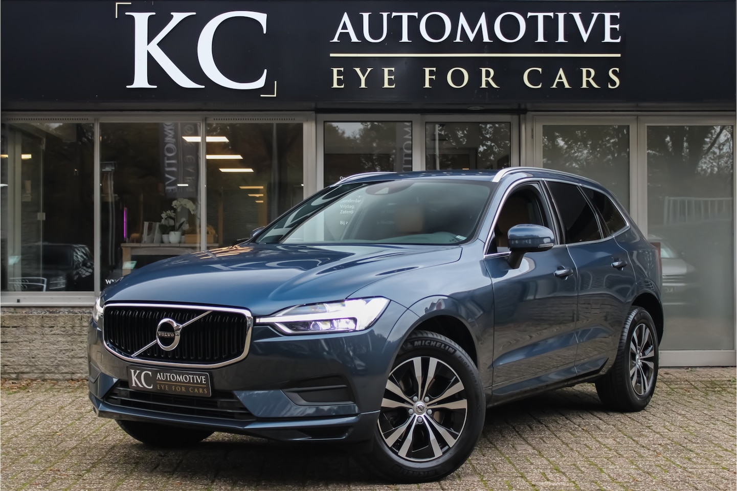 Volvo XC60 - 2.0 T5 Momentum | Keyless | Dealer O.H. | - AutoWereld.nl