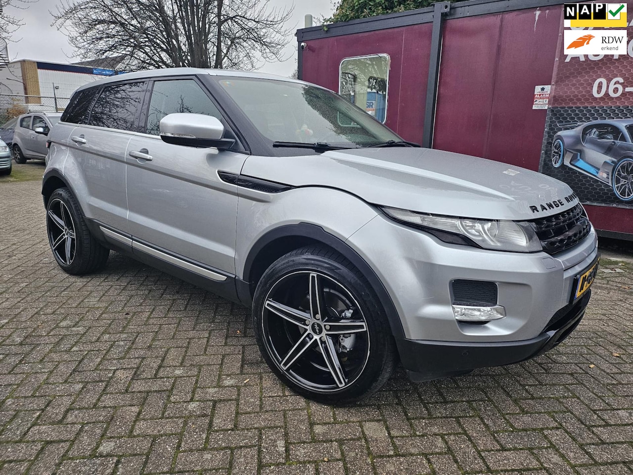 Land Rover Range Rover Evoque - 2.2 TD4 4WD Dynamic* Panodak* Leer* 20inch* Led* - AutoWereld.nl