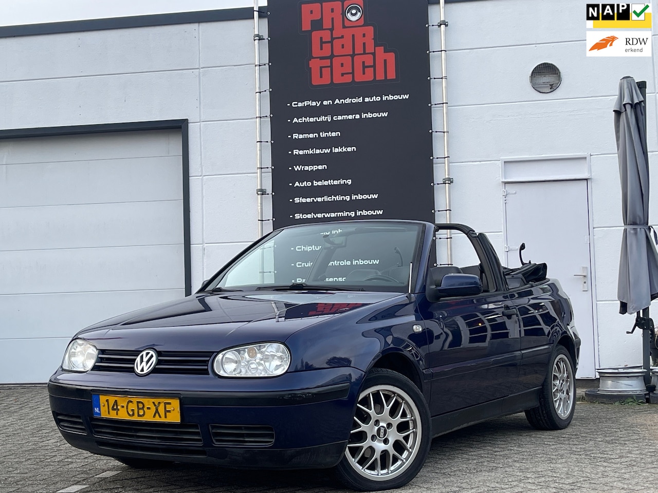 Volkswagen Golf Cabriolet - 1.8 Trendline I I Nwe APK I Leder I - AutoWereld.nl