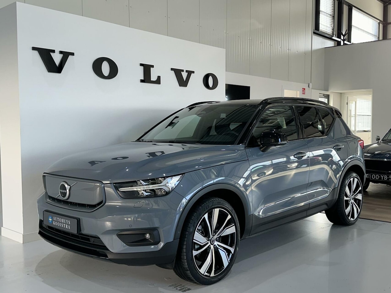 Volvo XC40 - Recharge P8 AWD R-Design Google 360 Camera - AutoWereld.nl