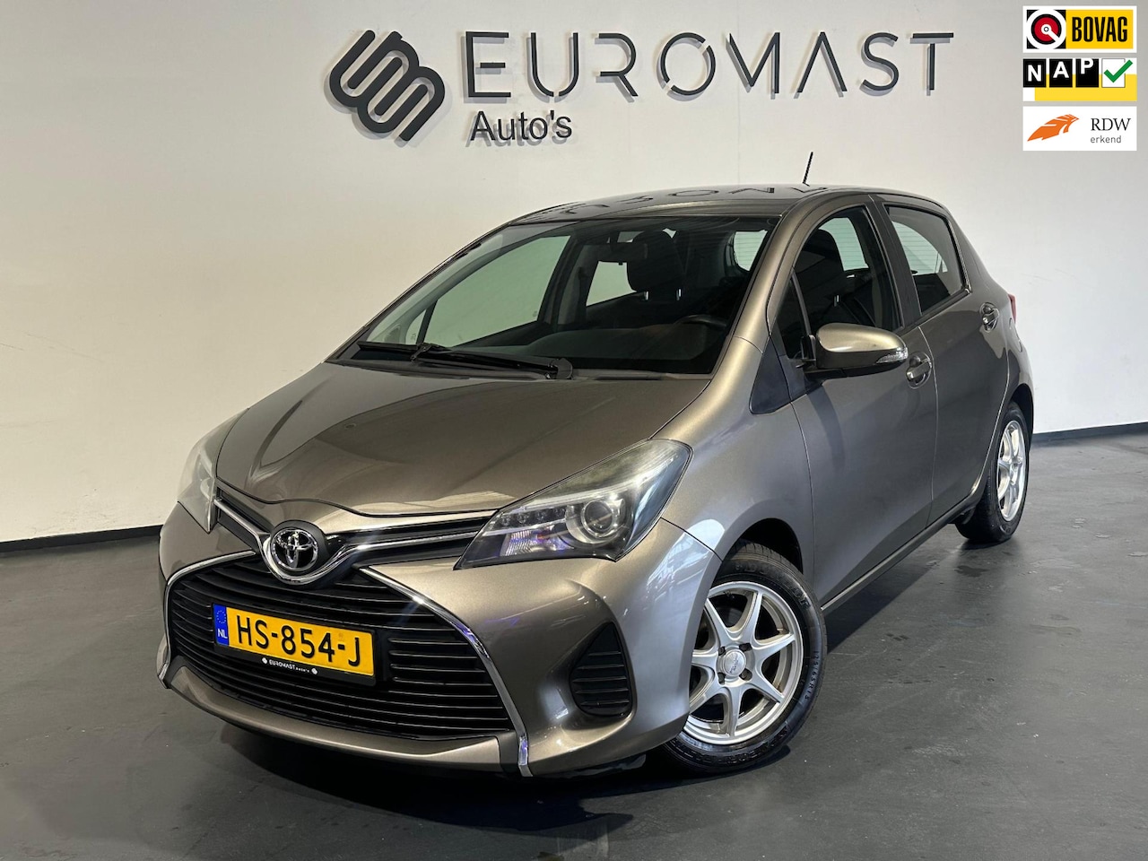 Toyota Yaris - 1.0 VVT-i Aspiration Airco Camera Trekhaak Nieuwe Apk - AutoWereld.nl