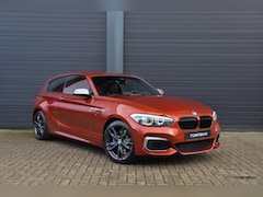 BMW 1-serie - M140i LCI2 | Navi Pro | Camera | HK | Stuurverwarming | 3-deurs | Sunset Orange | 2e eig