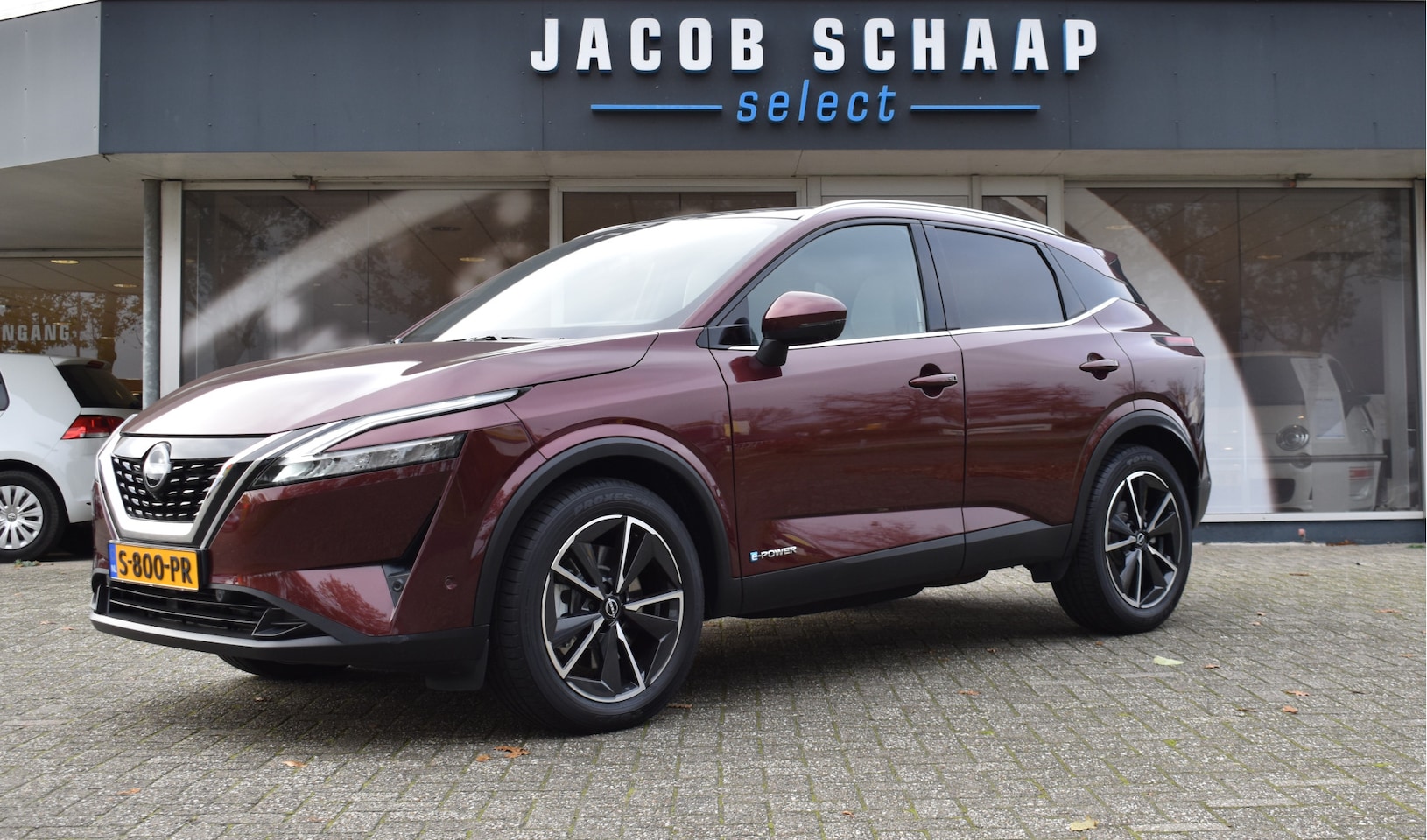 Nissan Qashqai - 1.5 e-Power Tekna Plus / Adapt. Cruise / Head- up / Verw. voorstoelen / Clima - AutoWereld.nl