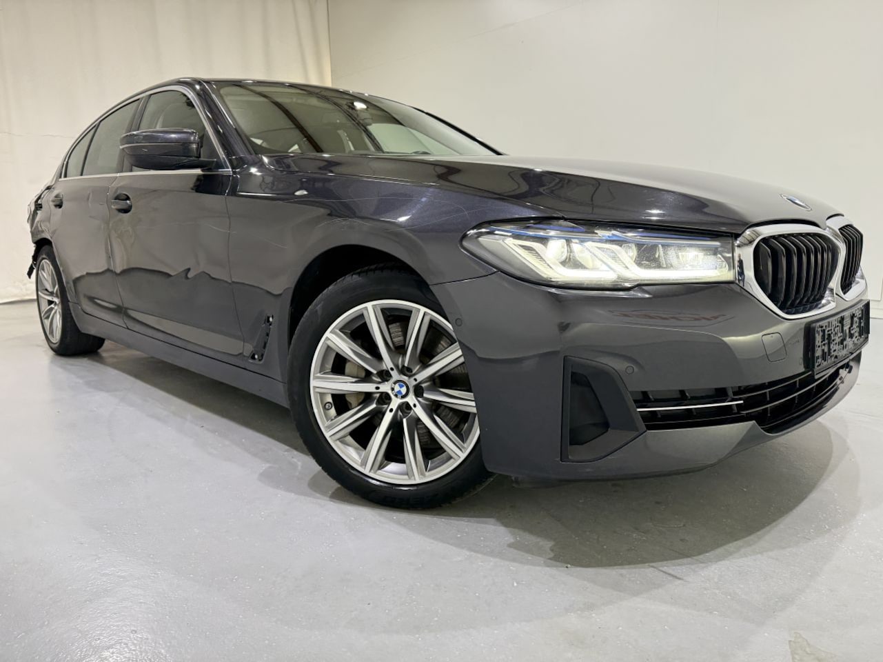 BMW 5-serie - 530e PHEV Executive - AutoWereld.nl