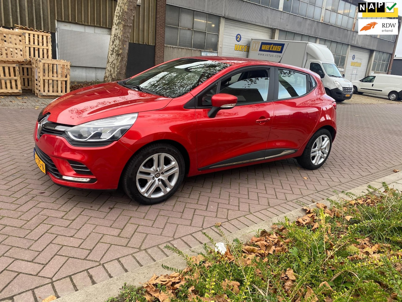 Renault Clio - 0.9 TCe Zen * 2018 * Airco * Navigatie * Cruise Control * APK 15-4-2026 * Airbag * Elek Ra - AutoWereld.nl