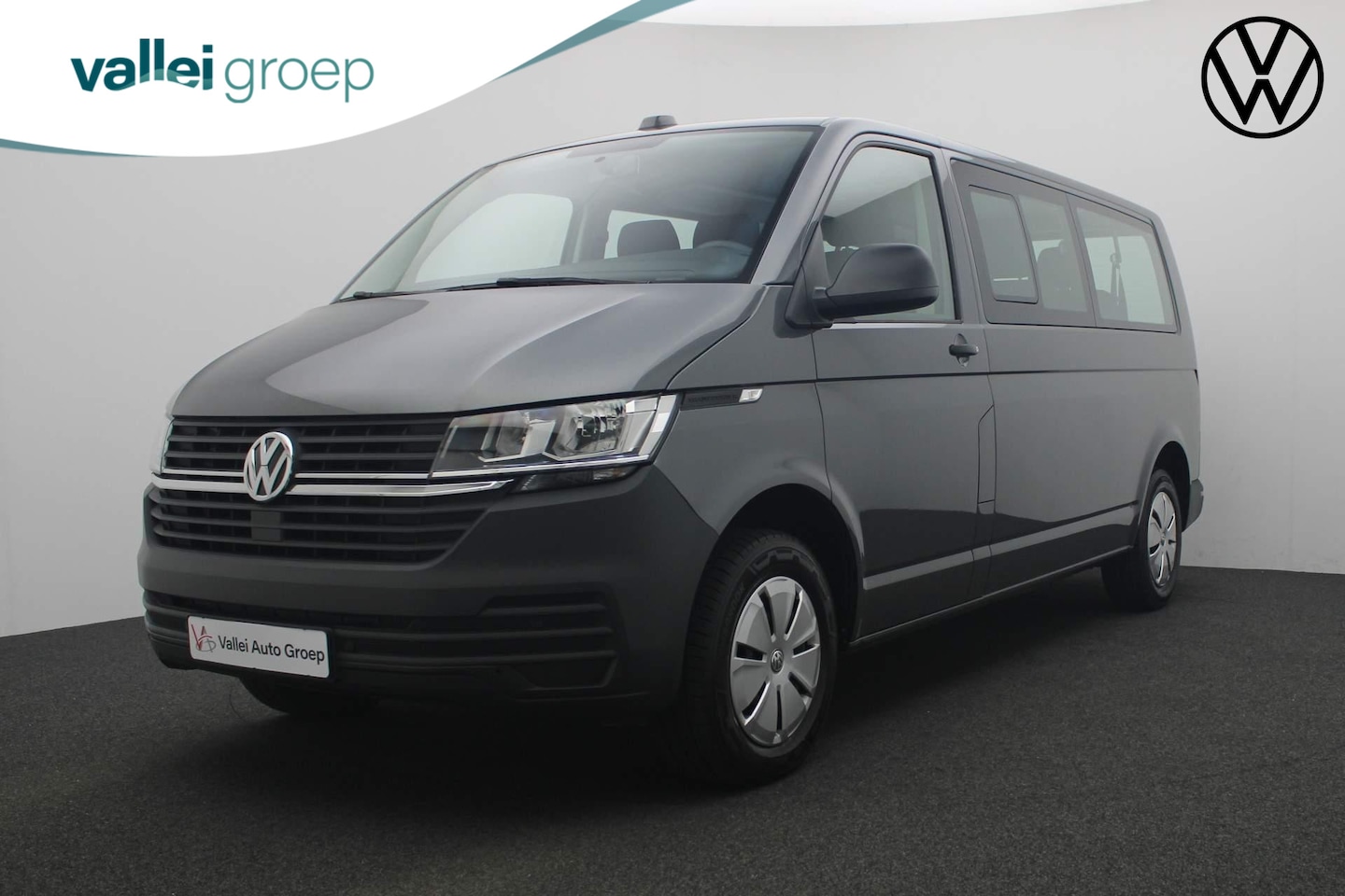 Volkswagen Transporter Kombi - 9 pers. 2.0 TDI 150PK DSG L2H1 Comfortline | Trekhaak | Navi | Parkeersensoren voor/achter - AutoWereld.nl