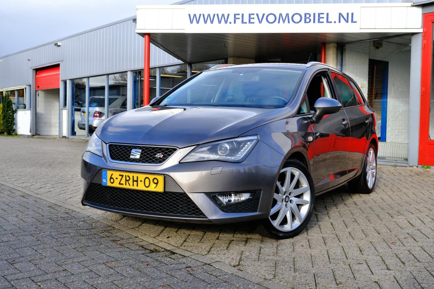 Seat Ibiza ST - 1.2 TSI FR Dynamic Navi|Clima|LMV - AutoWereld.nl