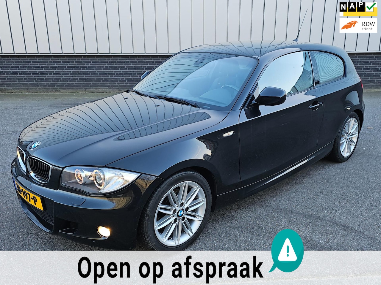 BMW 1-serie - 120i High Executive m pakket - AutoWereld.nl