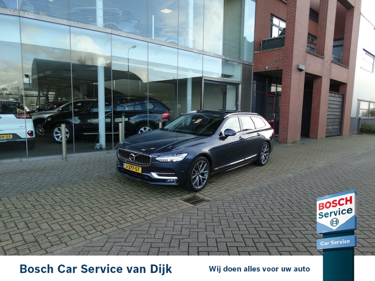 Volvo V90 - 2.0 T4 Inscription Panoramadak/Massage/360 camera - AutoWereld.nl