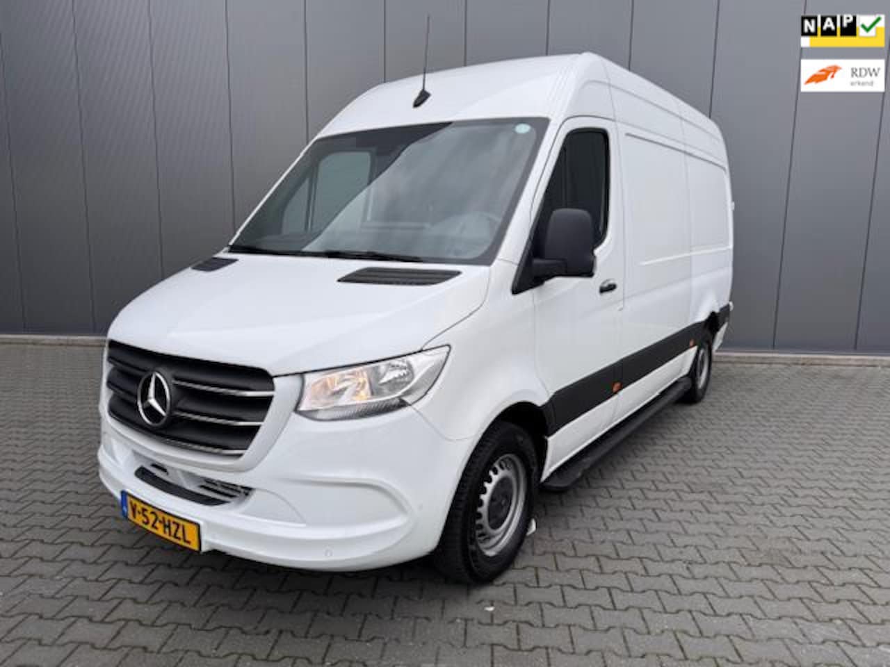 Mercedes-Benz Sprinter - 317 CDI L2H2 AUTOMAAT NAVI CAMERA DAB APPLE-CARPLAY - AutoWereld.nl