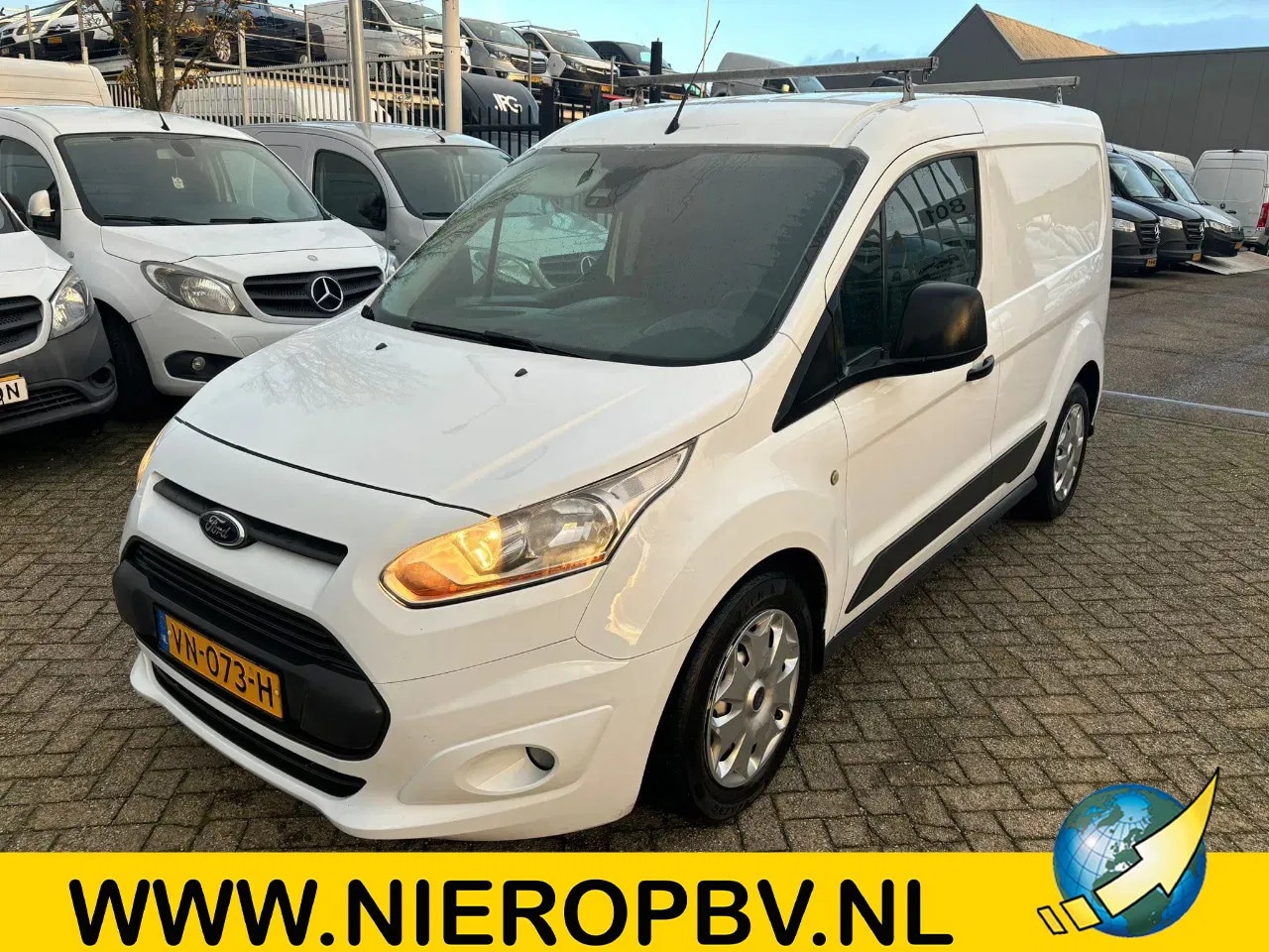 Ford Transit Connect - 1.6TDCI L1H1 Airco Navi Trekhaak - AutoWereld.nl