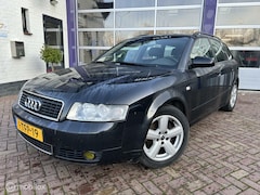 Audi A4 Avant - 2.0 * AIRCO * TREKHAAK