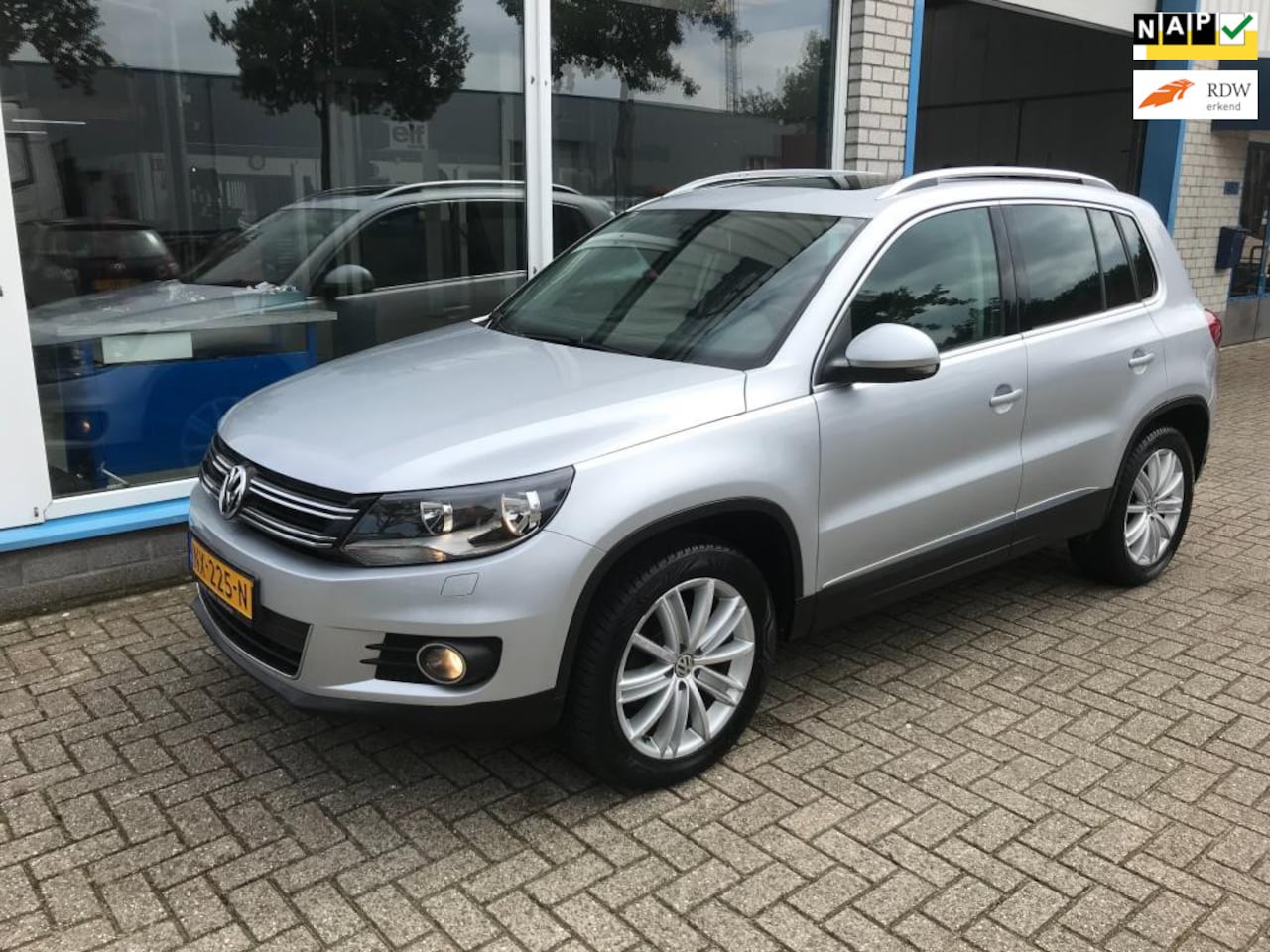 Volkswagen Tiguan - 1.4 TSI Sport&Style - AutoWereld.nl