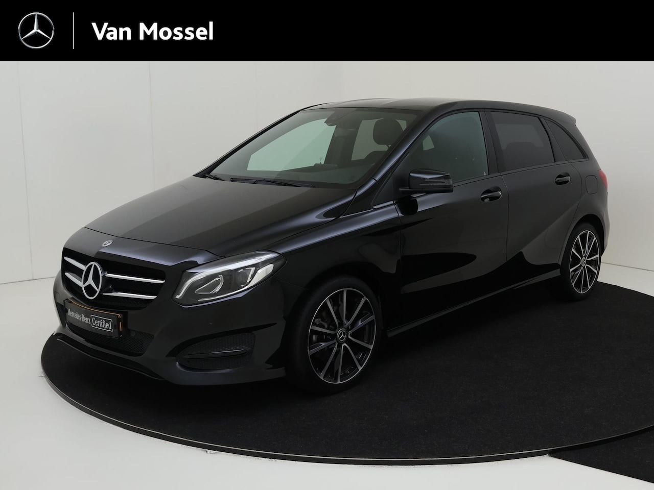 Mercedes-Benz B-klasse - 180 Ambition / Urban/ Night/ 18 inch - AutoWereld.nl