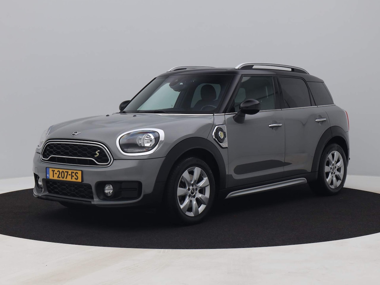 MINI Countryman - Mini 2.0 Cooper S E ALL4 Pepper | PRIVACY - AutoWereld.nl