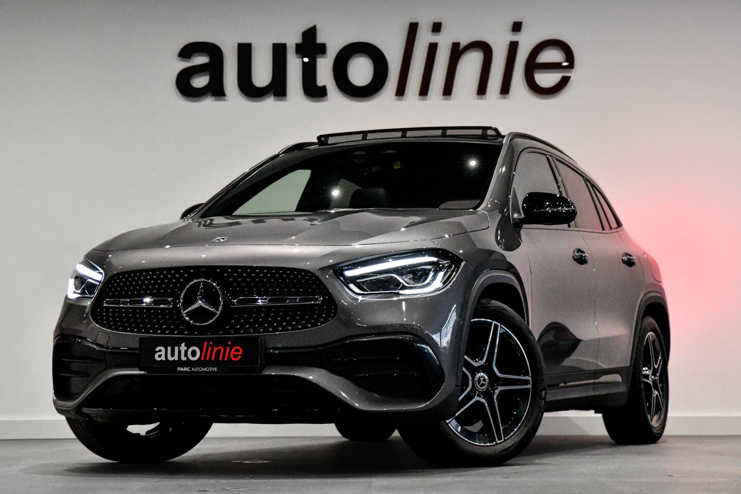 Mercedes-Benz GLA-Klasse - 200 AMG Night ed. Pano, Memory, Sfeer, Camera, Dodeh, CarPlay! - AutoWereld.nl