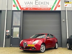 Alfa Romeo Giulietta - 1.4 Turbo 170 PK Distinctive Clima/NAP/Cruise/1e eigenaar