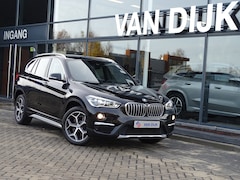 BMW X1 - sDrive20i High Exe. X-Line Leder Pano.Dak Camera Nav.Plus Head-up HiFi Driv.Ass. Led 18"LM