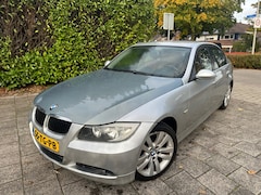 BMW 3-serie - MET CRUISE CONT, NAVI AIRCO & JAAR APK