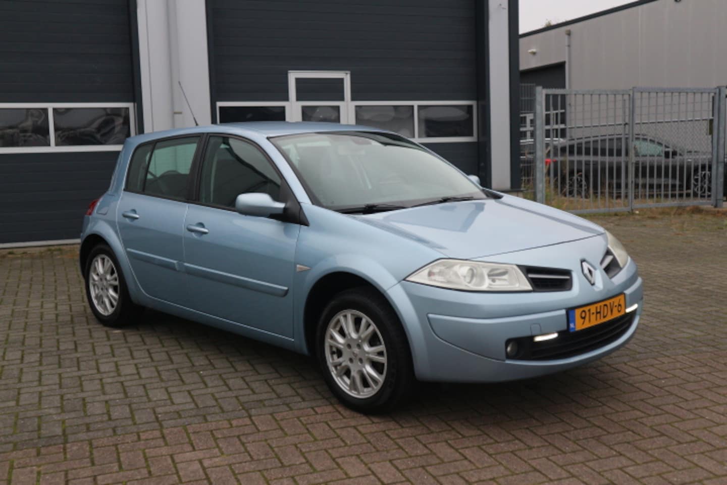 Renault Mégane - 1.6-16V Business Line 1.6-16V Business Line - AutoWereld.nl