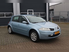 Renault Mégane - 1.6-16V Business Line