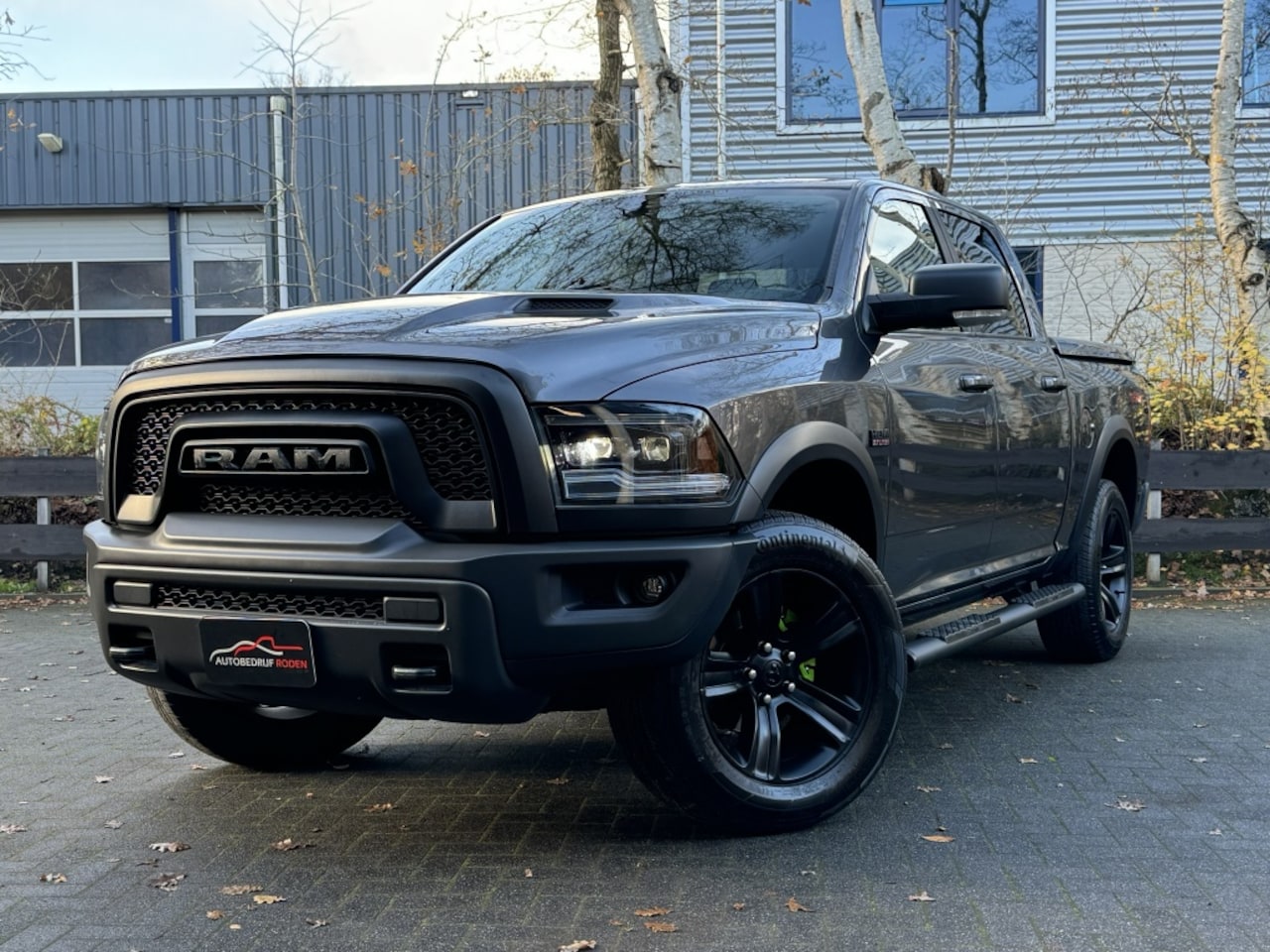 Dodge Ram 1500 - 4X4 SPORT REBEL 5.7 LPG Lage bijtelling - AutoWereld.nl