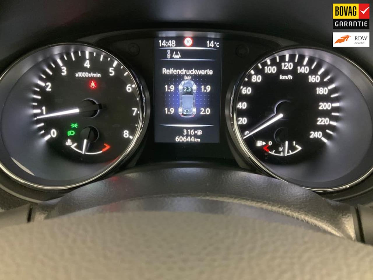 Nissan Qashqai - 1.6 N-Connecta 1.6 N-Connecta, 60.644 km, Bovag-garantie - AutoWereld.nl