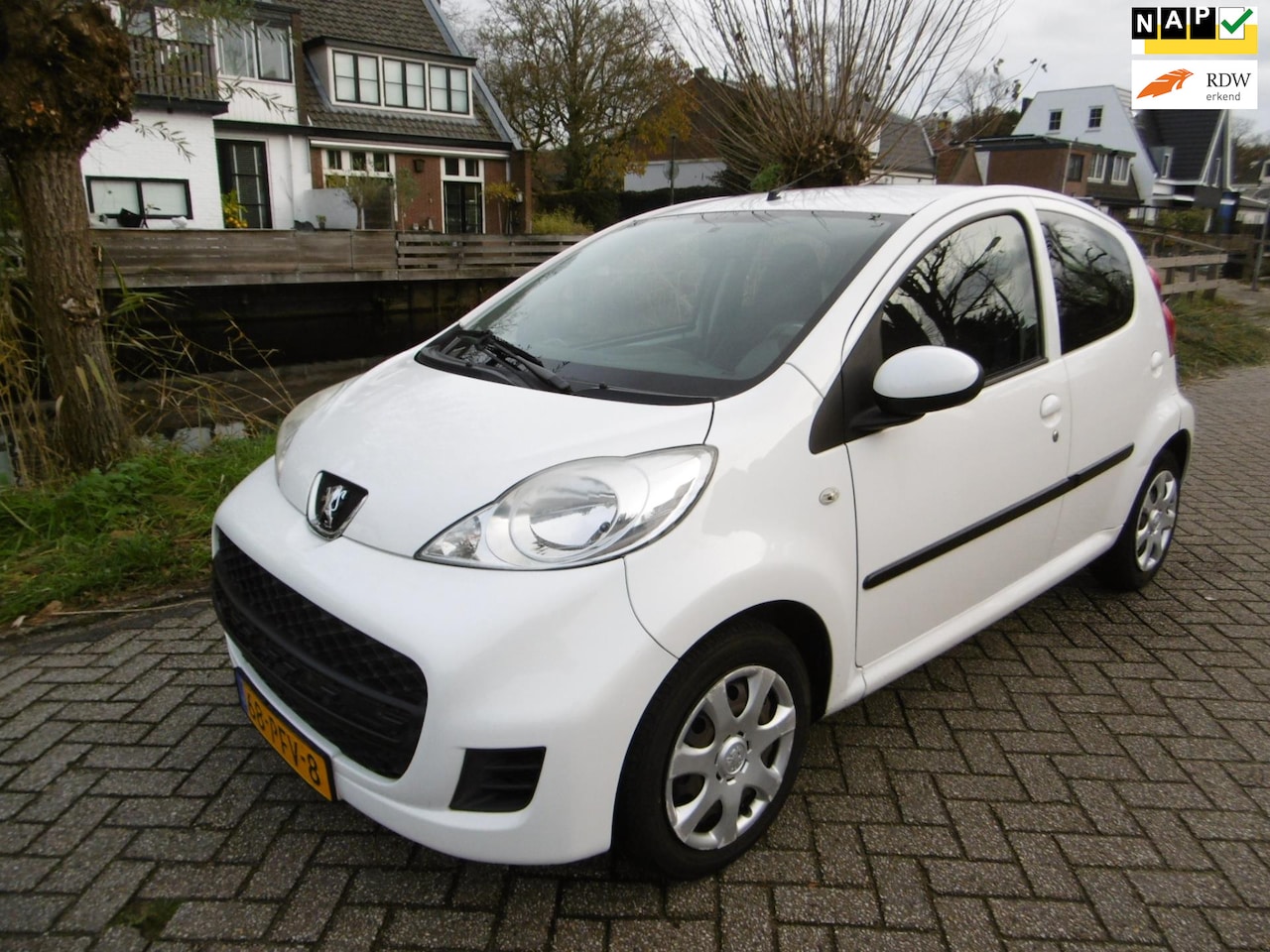 Peugeot 107 - 1.0-12V 5-deurs Airco Zuinig A-Label 142.000km NAP - AutoWereld.nl