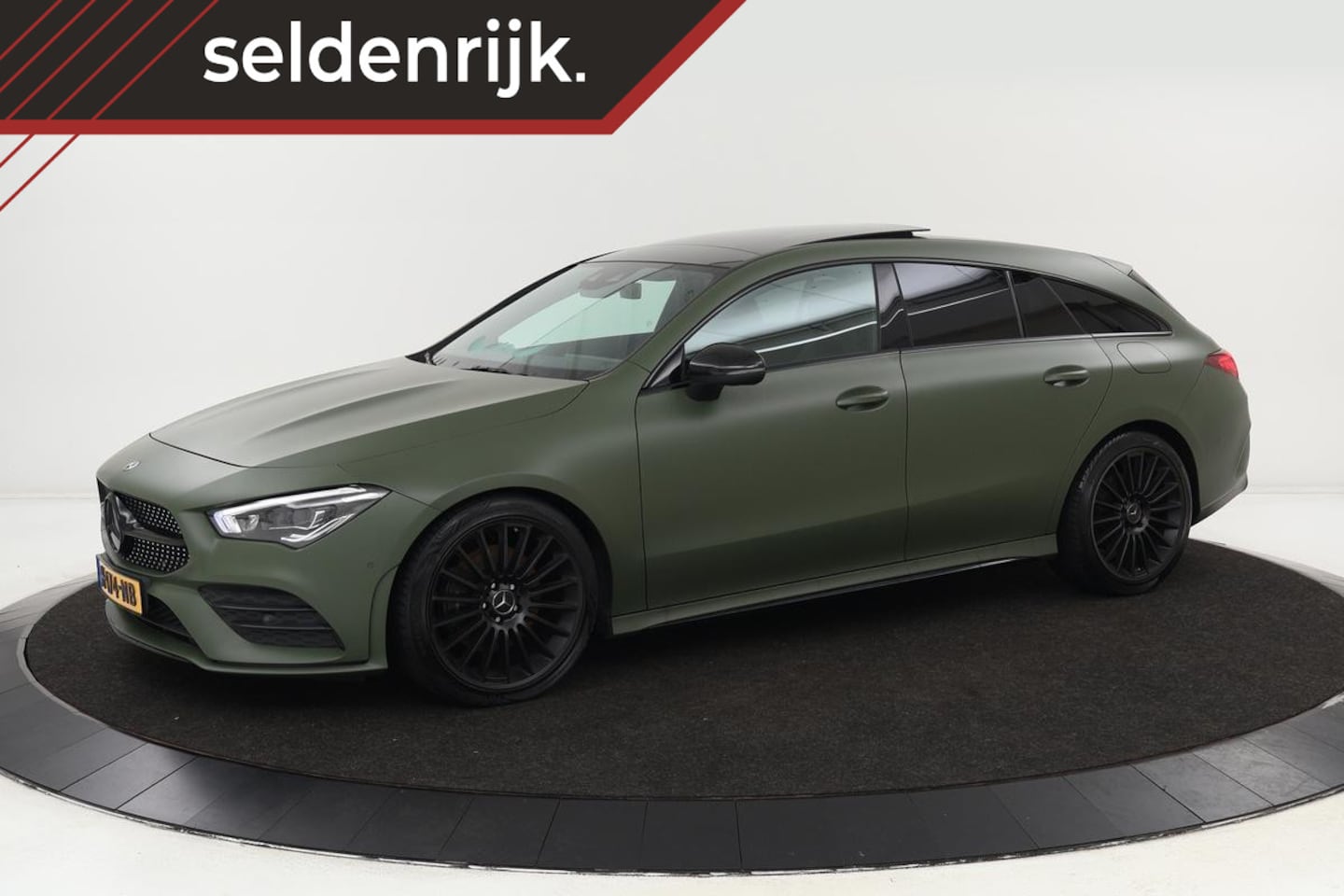 Mercedes-Benz CLA-Klasse - 200 AMG | Panoramadak | Matrix LED | Carplay | Keyless | Advanced Sound | Memory | Widescr - AutoWereld.nl