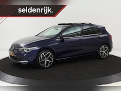 Volkswagen Golf - 1.5 eTSI Style | Panoramadak | Navigatie | PDC | Carplay | Full LED | Memory | Active Info