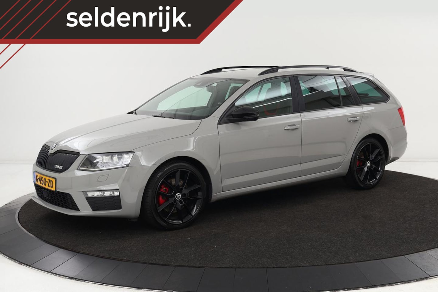 Skoda Octavia - 2.0 TDI RS | DSG | Adaptive cruise | Stoelverwarming | Sportstoelen | Canton | Trekhaak | - AutoWereld.nl