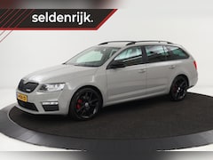 Skoda Octavia - 2.0 TDI RS | DSG | Adaptive cruise | Stoelverwarming | Sportstoelen | Canton | Trekhaak |