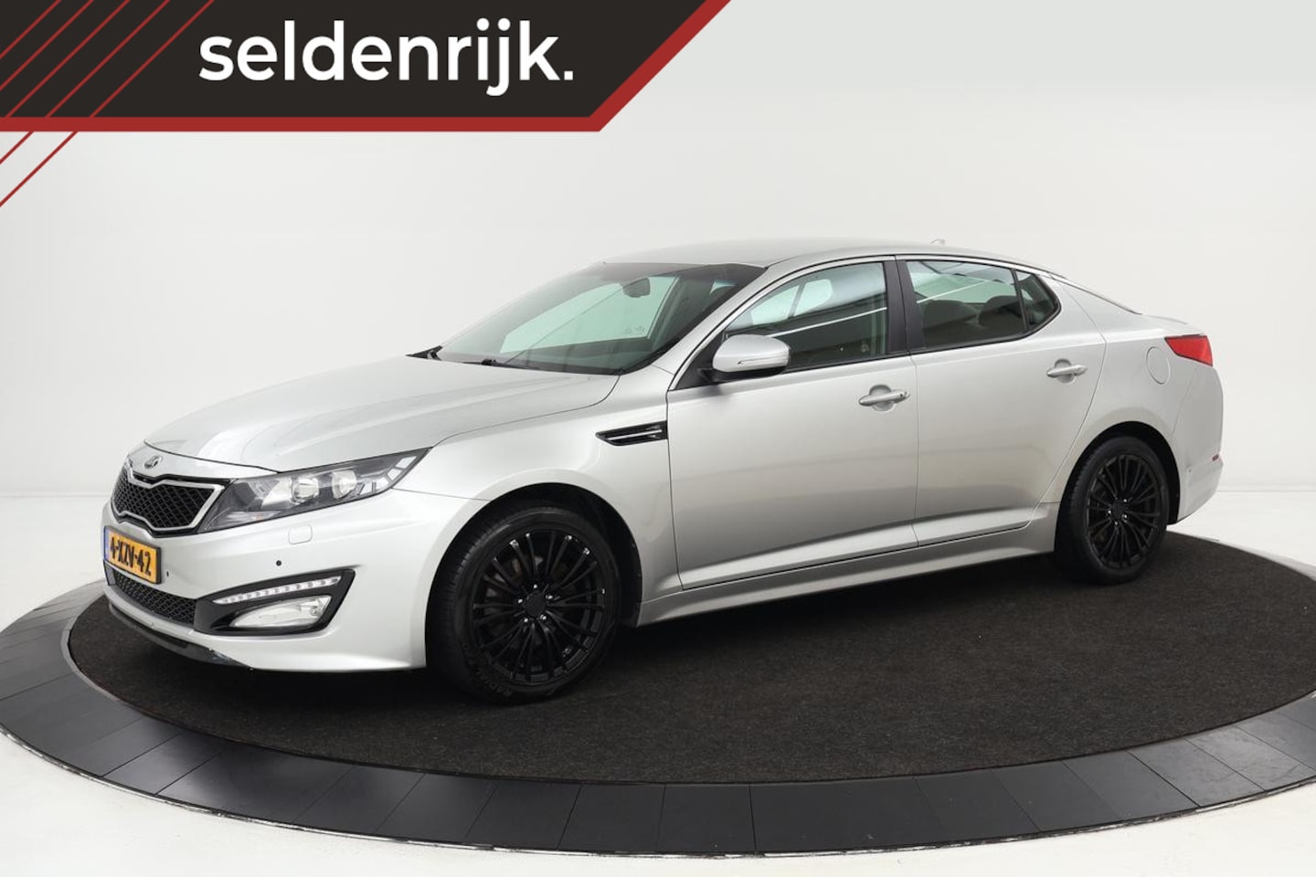 Kia Optima - 2.0 CVVT Hybrid DynamicLine | Trekhaak | Stoelkoeling | Camera | Memory | Stoel & Stuurver - AutoWereld.nl