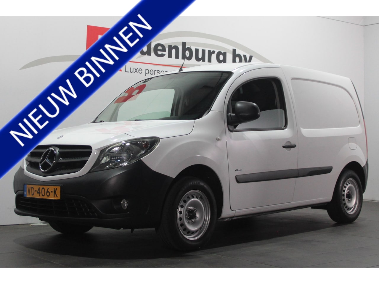 Mercedes-Benz Citan - 108 CDI BlueEFFICIENCY Economy - Airco / Trekhaak / Extra sloten - AutoWereld.nl