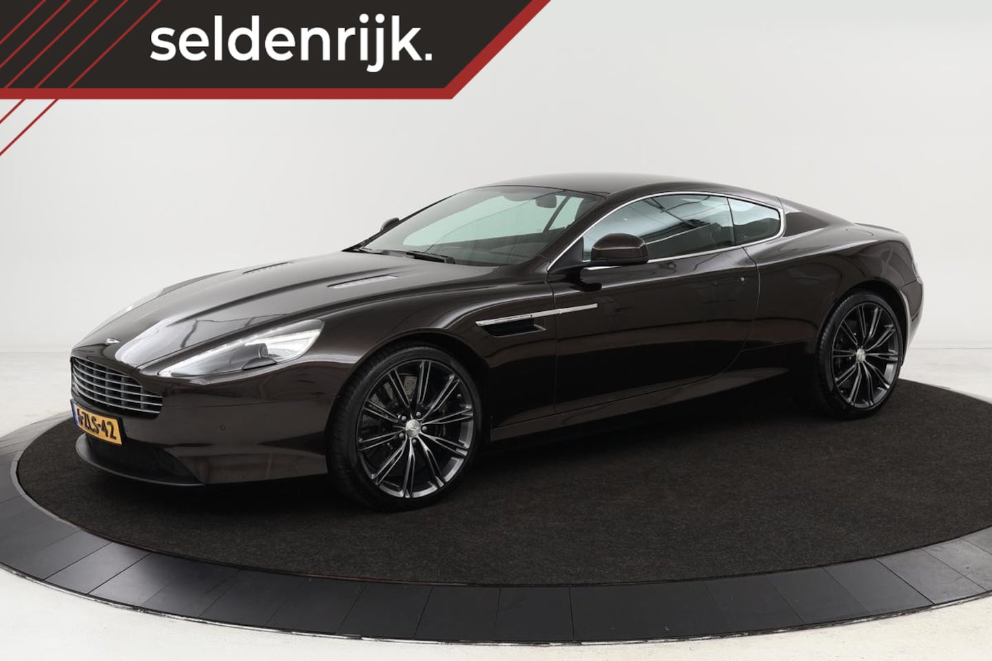 Aston Martin V12 Virage - 6.0 2+2 | 497pk | Keramisch | Leder | Stoelverwarming | Premium Audio | Alcantara | Memory - AutoWereld.nl